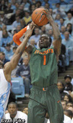 Hurricanes Host North Carolina on Wednesday
