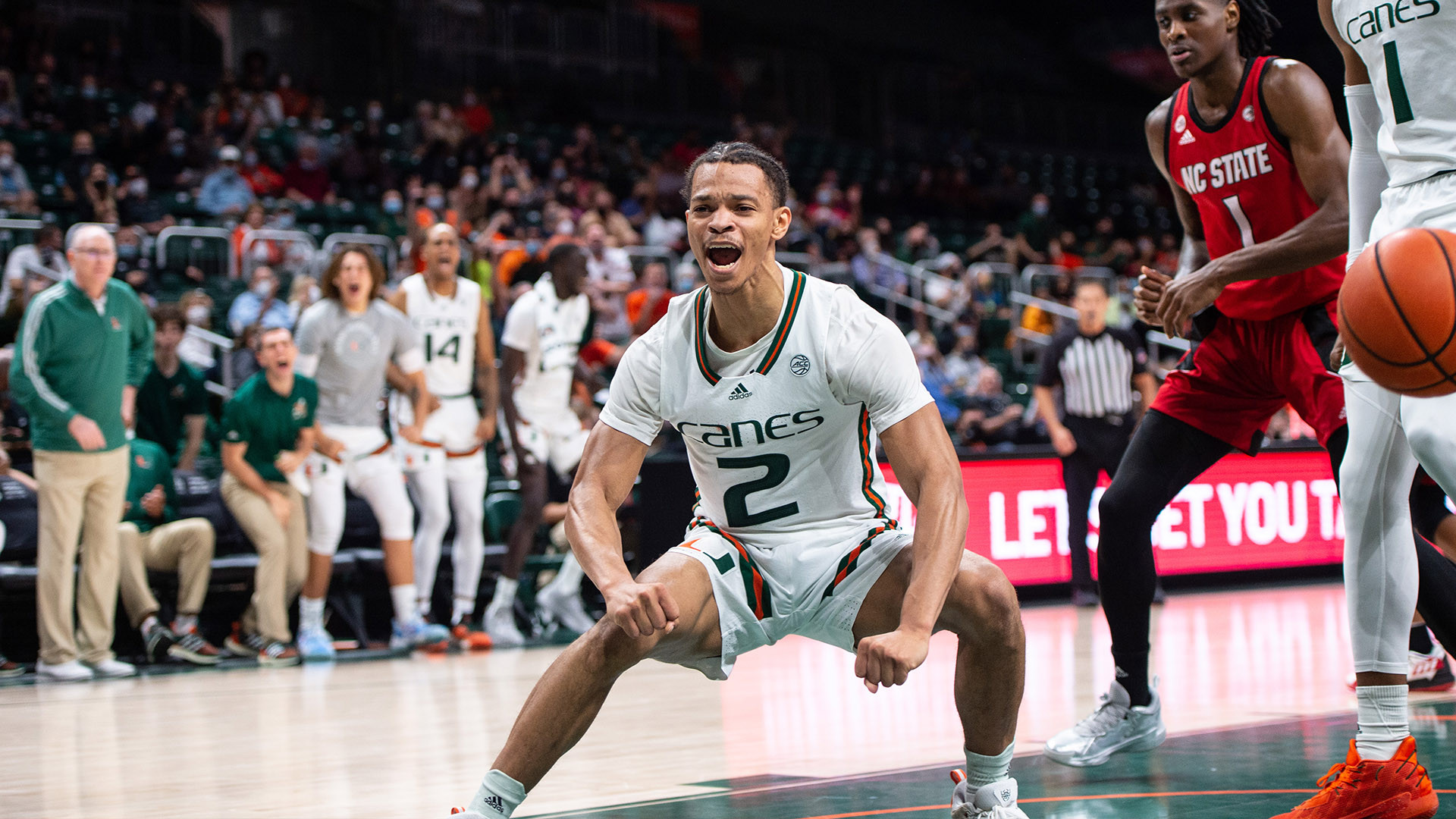 Shorthanded MBB Storms Back to Beat NC State, 91-83