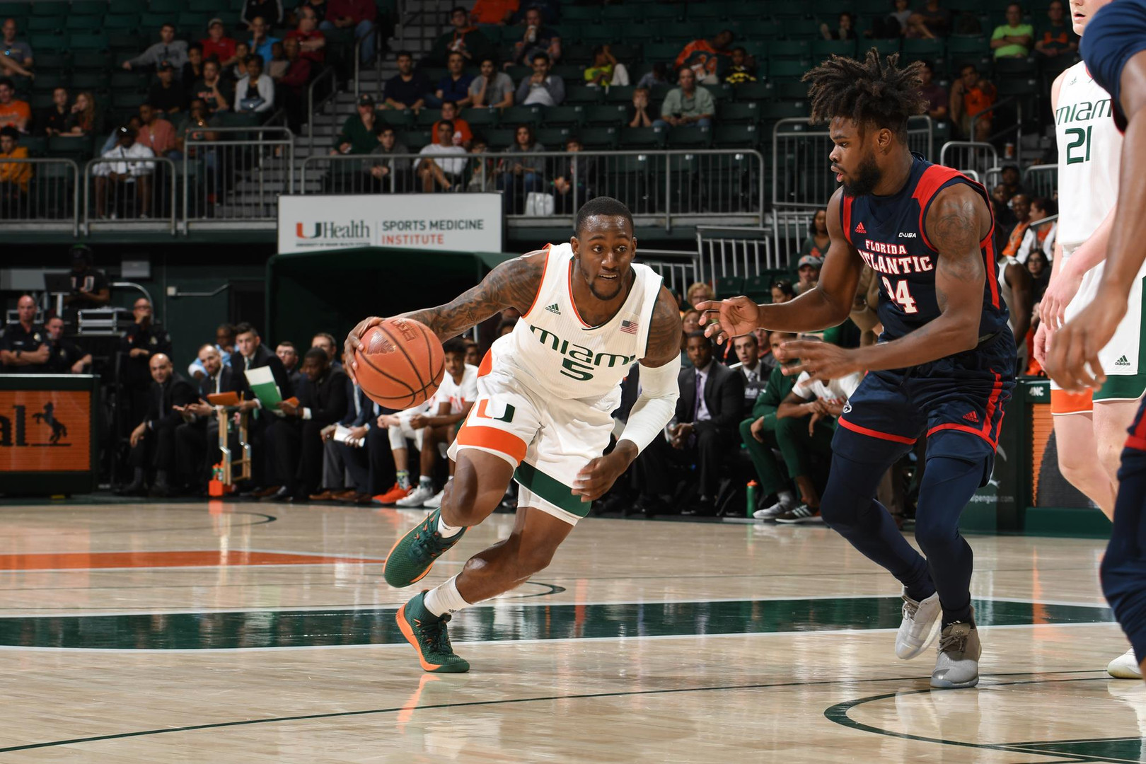 Hurricanes Dominate in 75-55 Win Over FAU