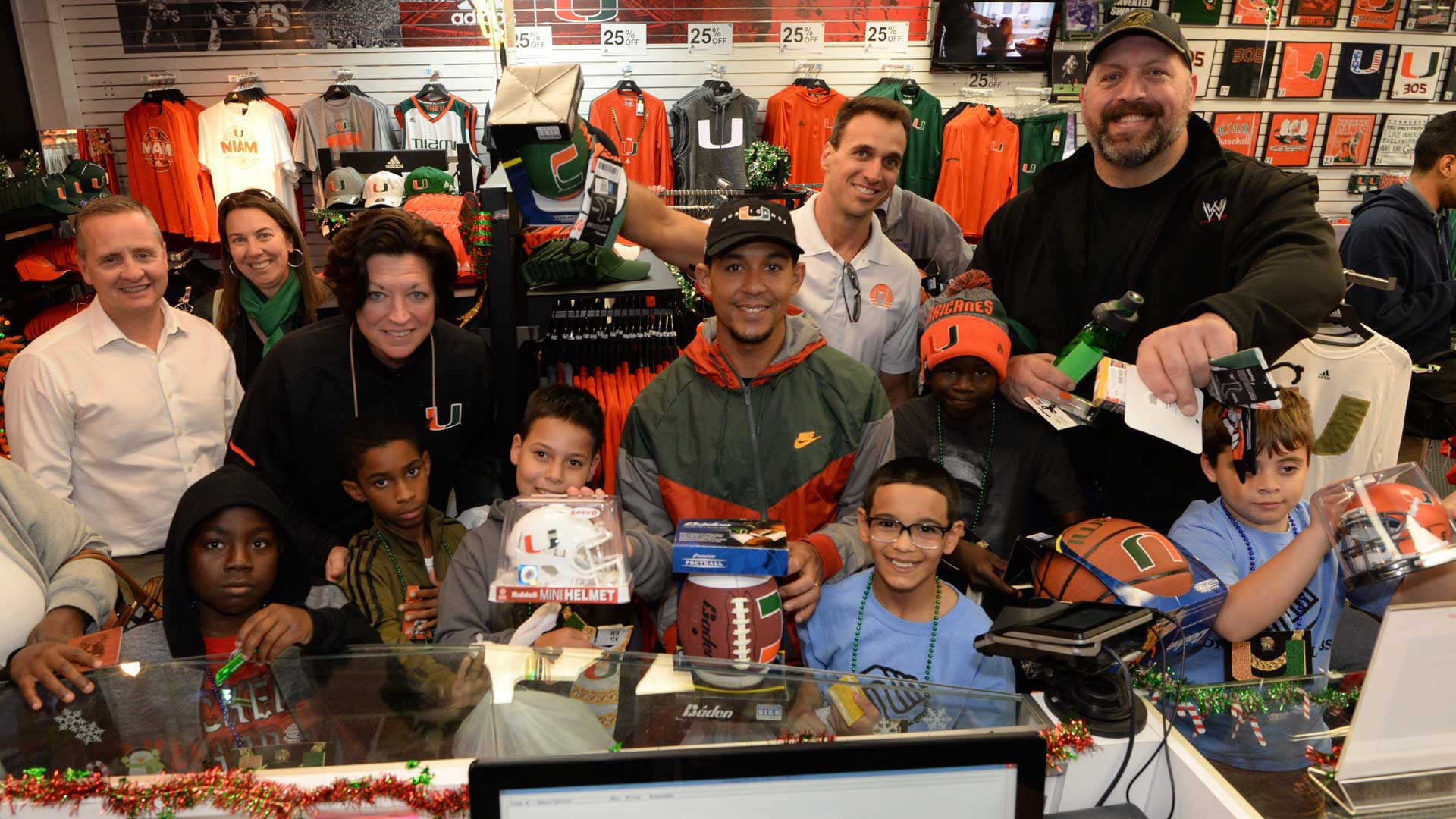 allCanes Hosts Annual Holiday Shopping Spree for Kids