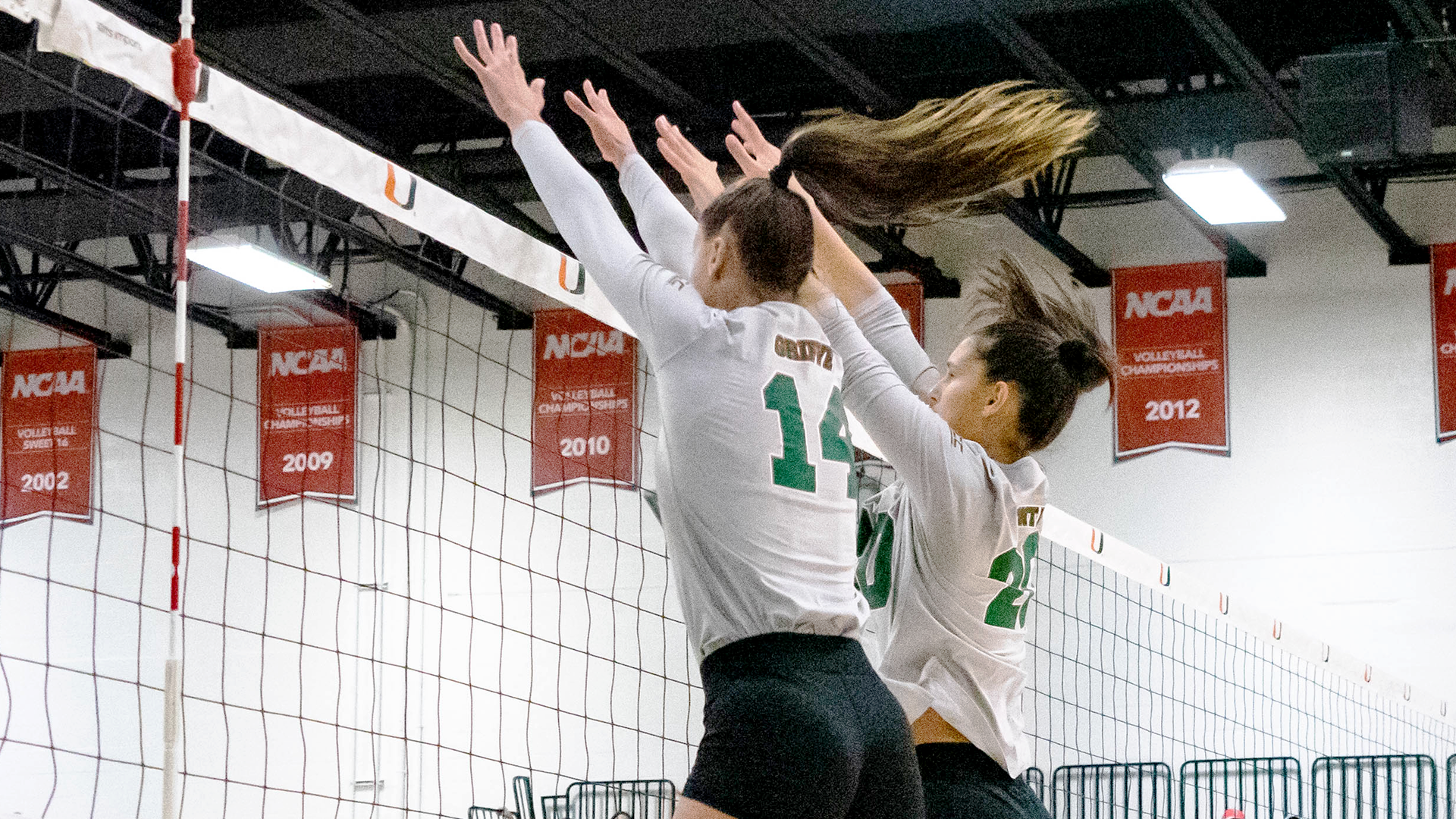 Canes Win Five Set Thriller Over North Carolina
