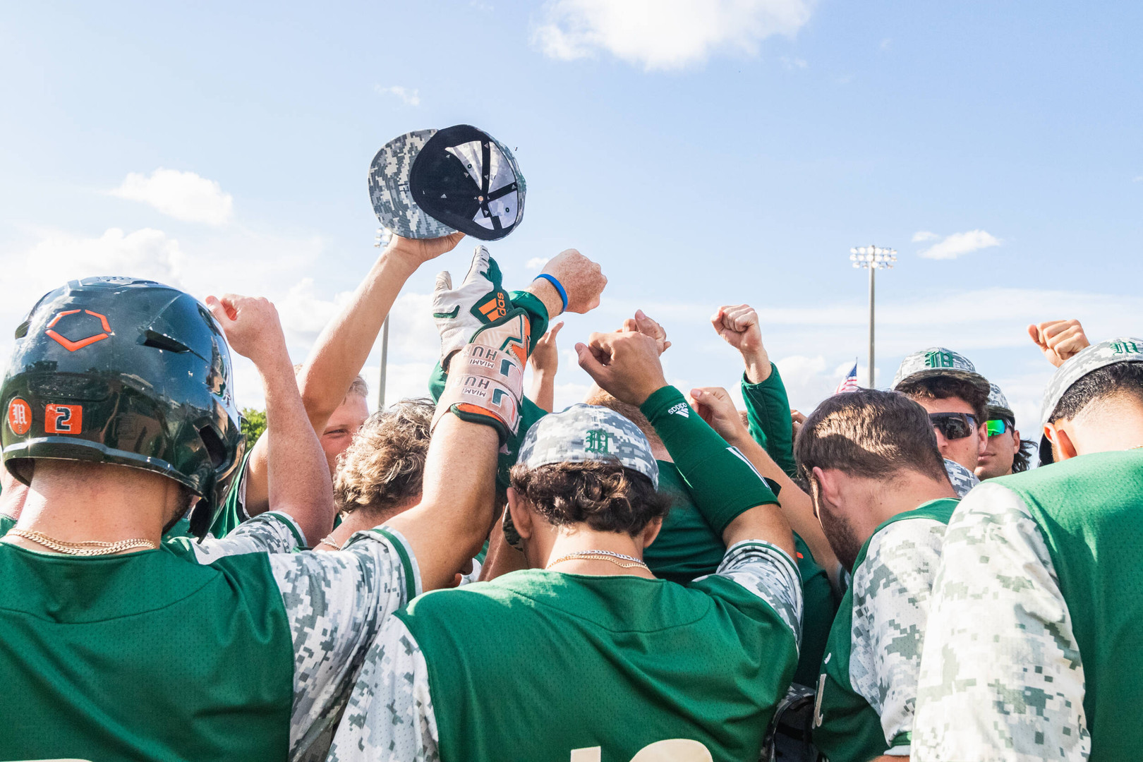 Hurricanes Placed 7 on All-ACC Academic Team
