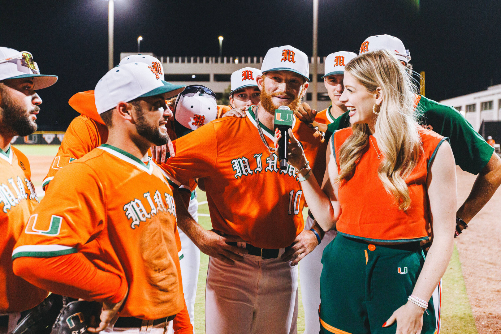Hurricanes Rally Late, Down FAU in Midweek Matchup