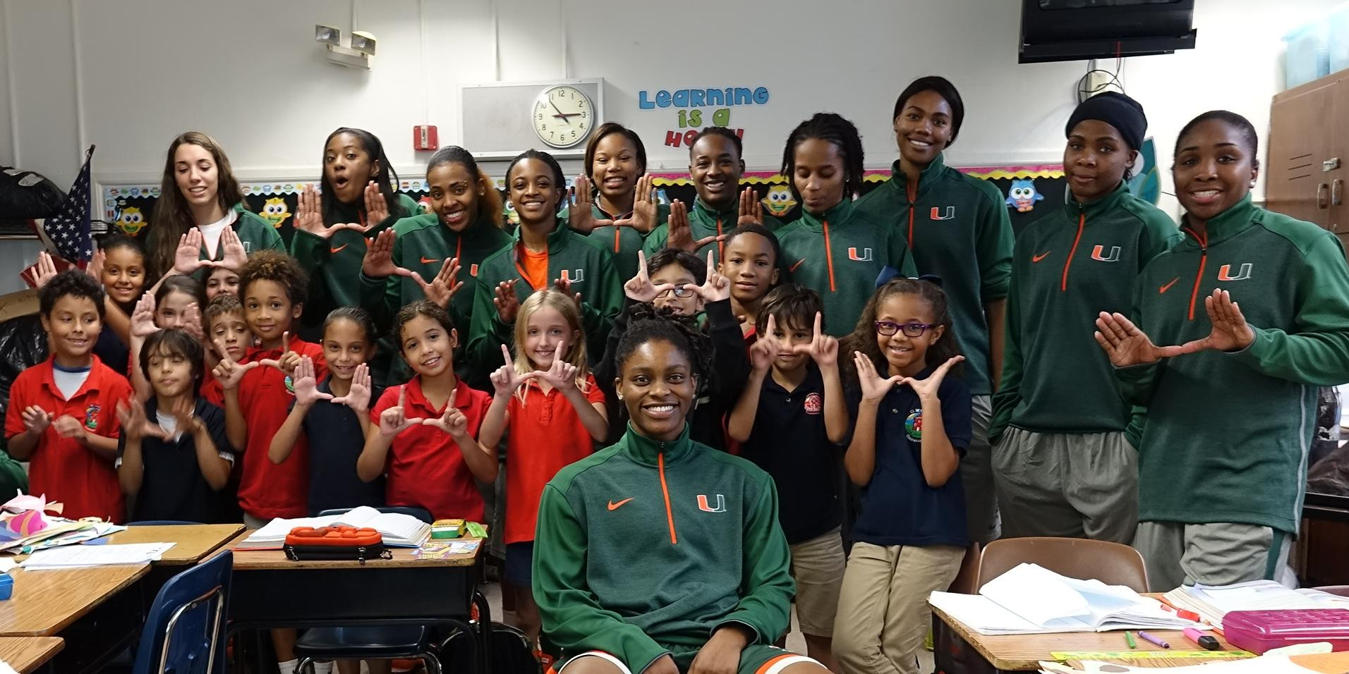 @MiamiWBB Visits Carver Elementary