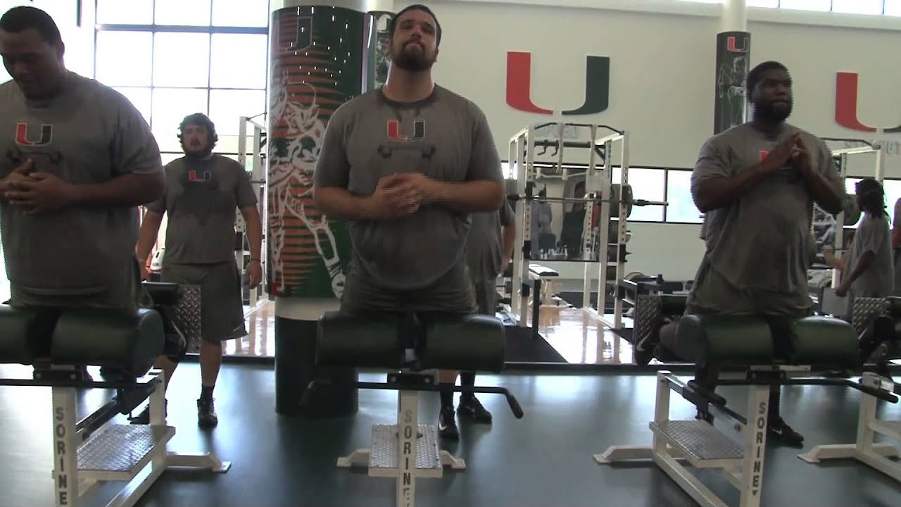 GLUTE HAM RAISE