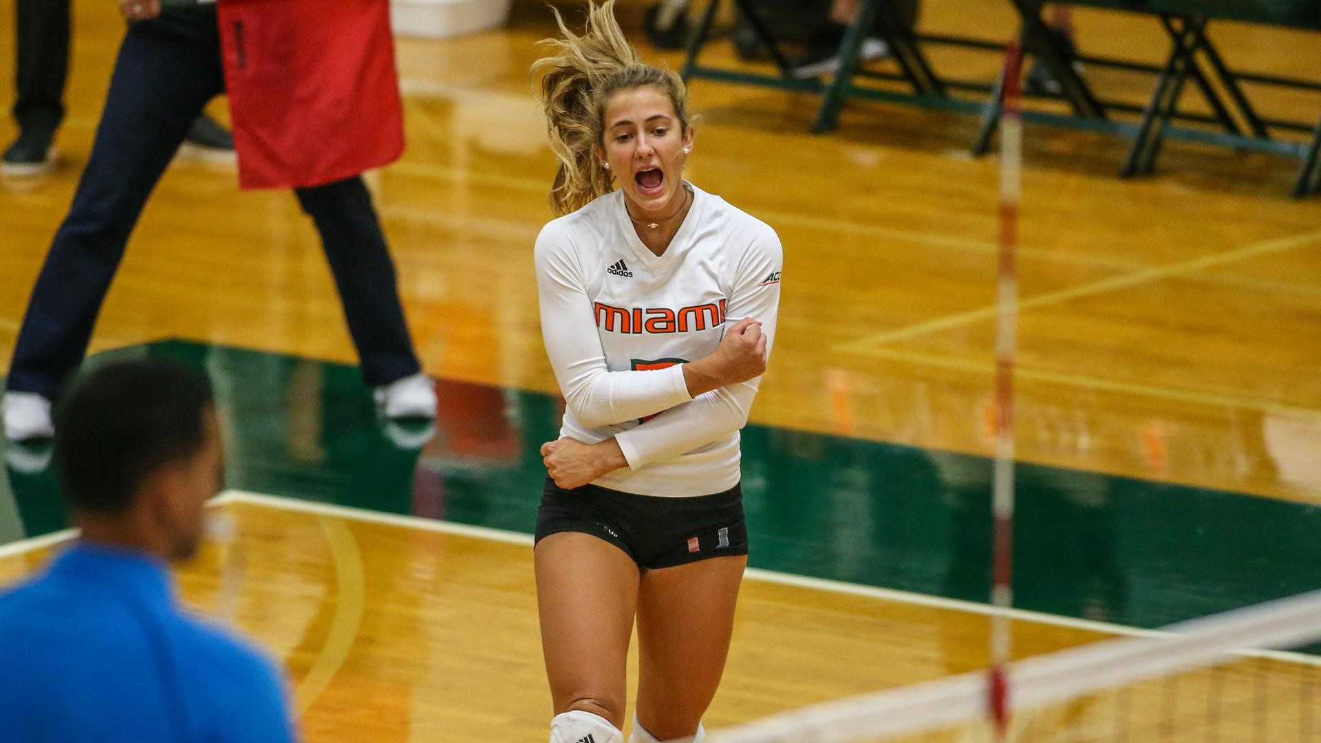 Volleyball Caps Weekend with Sweep of Nicholls St.