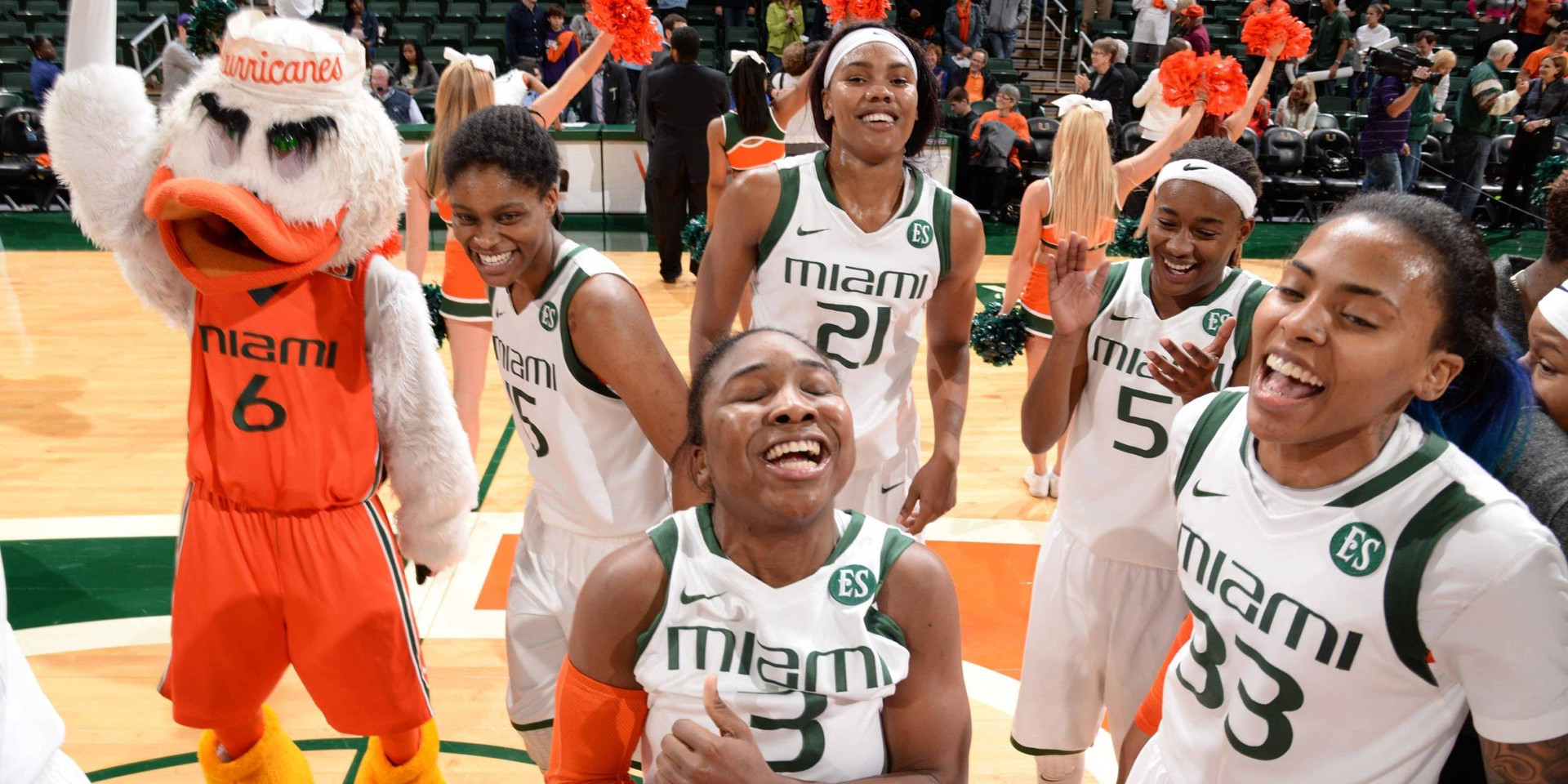 @MiamiWBB Knocks Off Fourth-Ranked Notre Dame