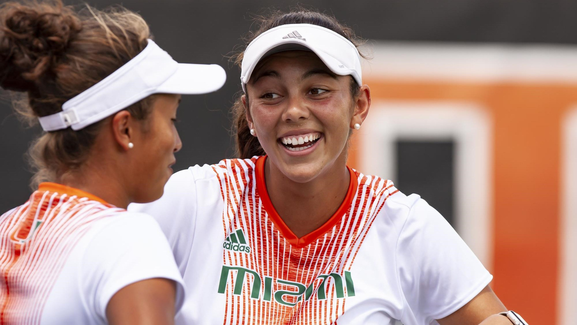 W. Tennis Rolls Past Clemson, 6-1