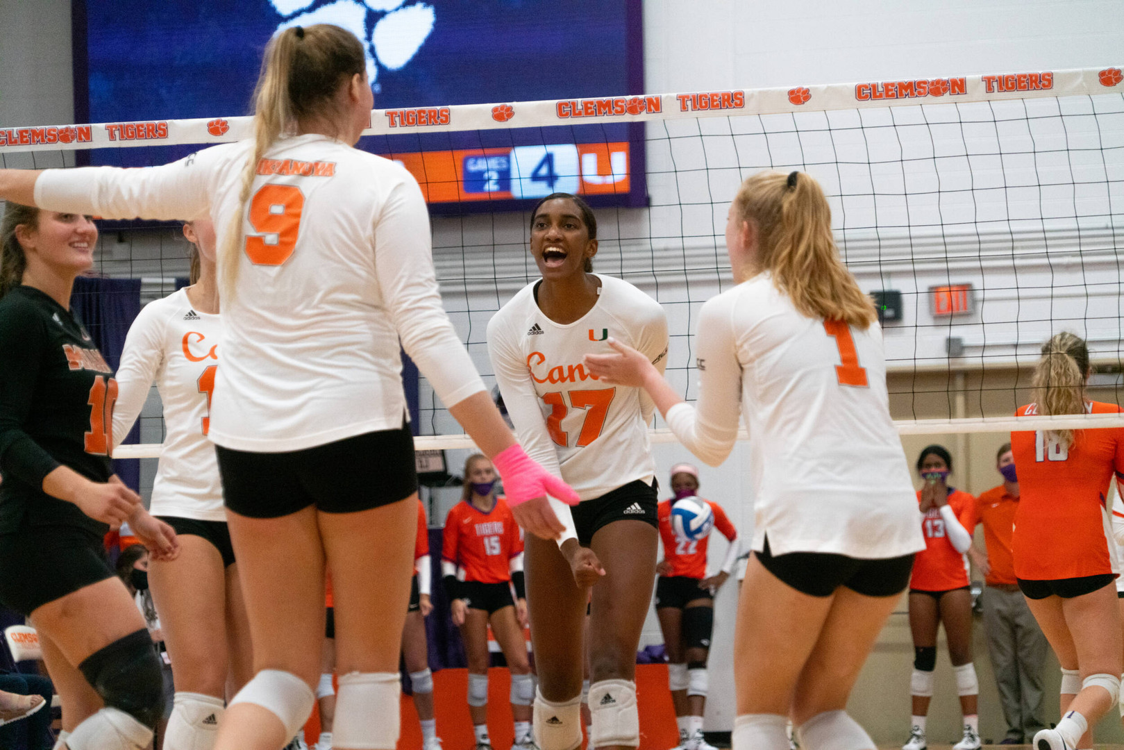 Miami Dominates Clemson in 3-0 Sweep