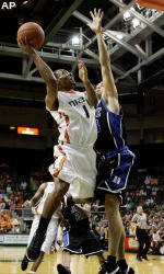 Hurricanes Host Buckeyes in ACC/Big Ten Challenge