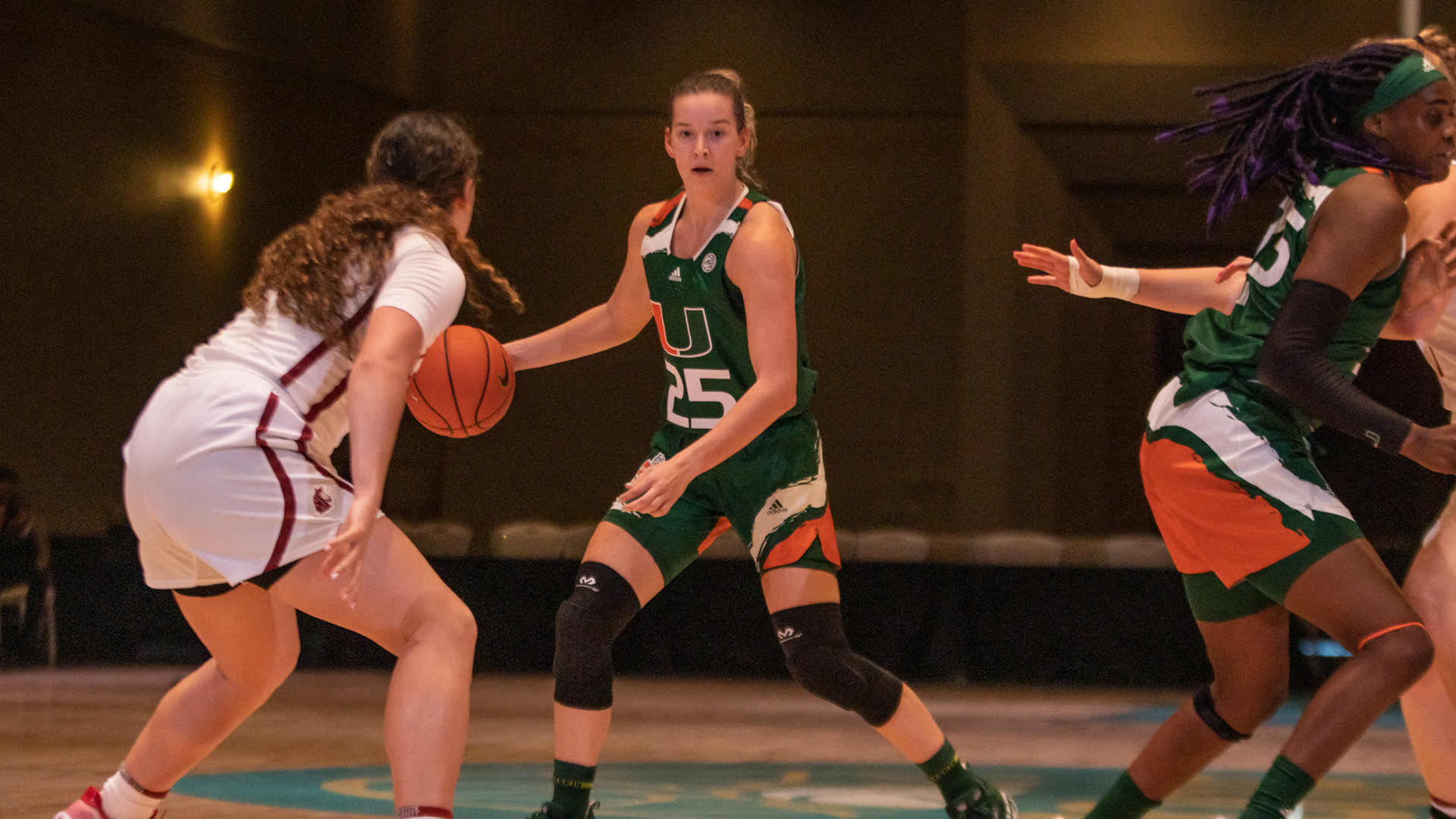 Miami Drops First Game in Baha Mar Hoops Pink Flamingo Championship