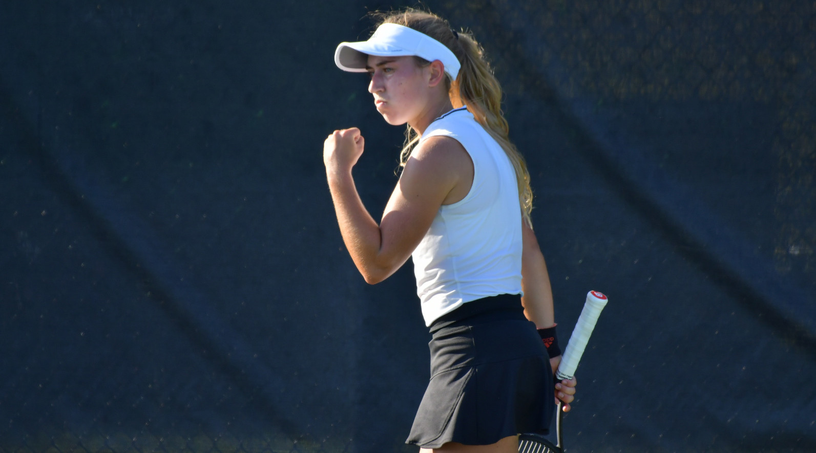 Perez-Somarriba, Pfennig Advance to NCAA Round of 32