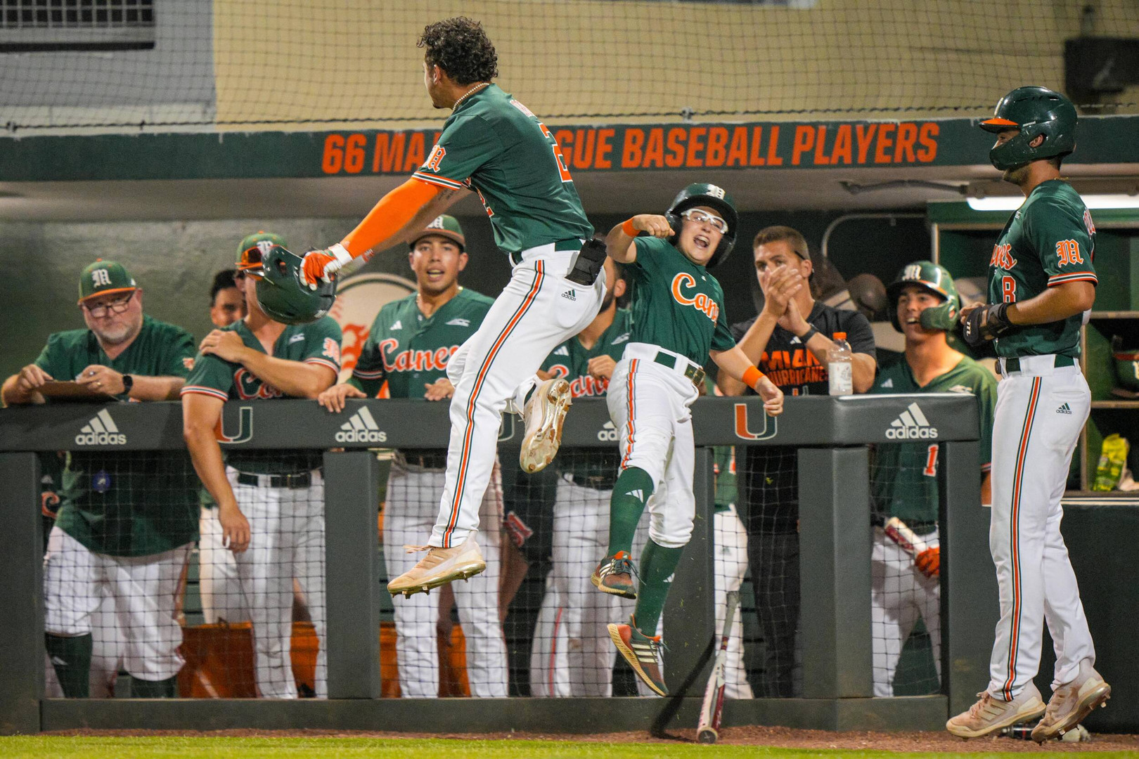 Hurricanes Win Series Opener Over Panthers