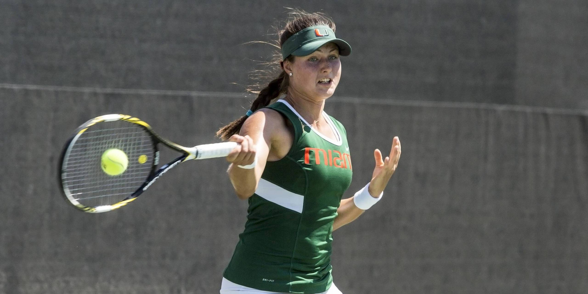 W. Tennis Posts Comeback Win at No. 31 ND