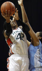 Hurricanes Breeze By Tar Heels, 61-37