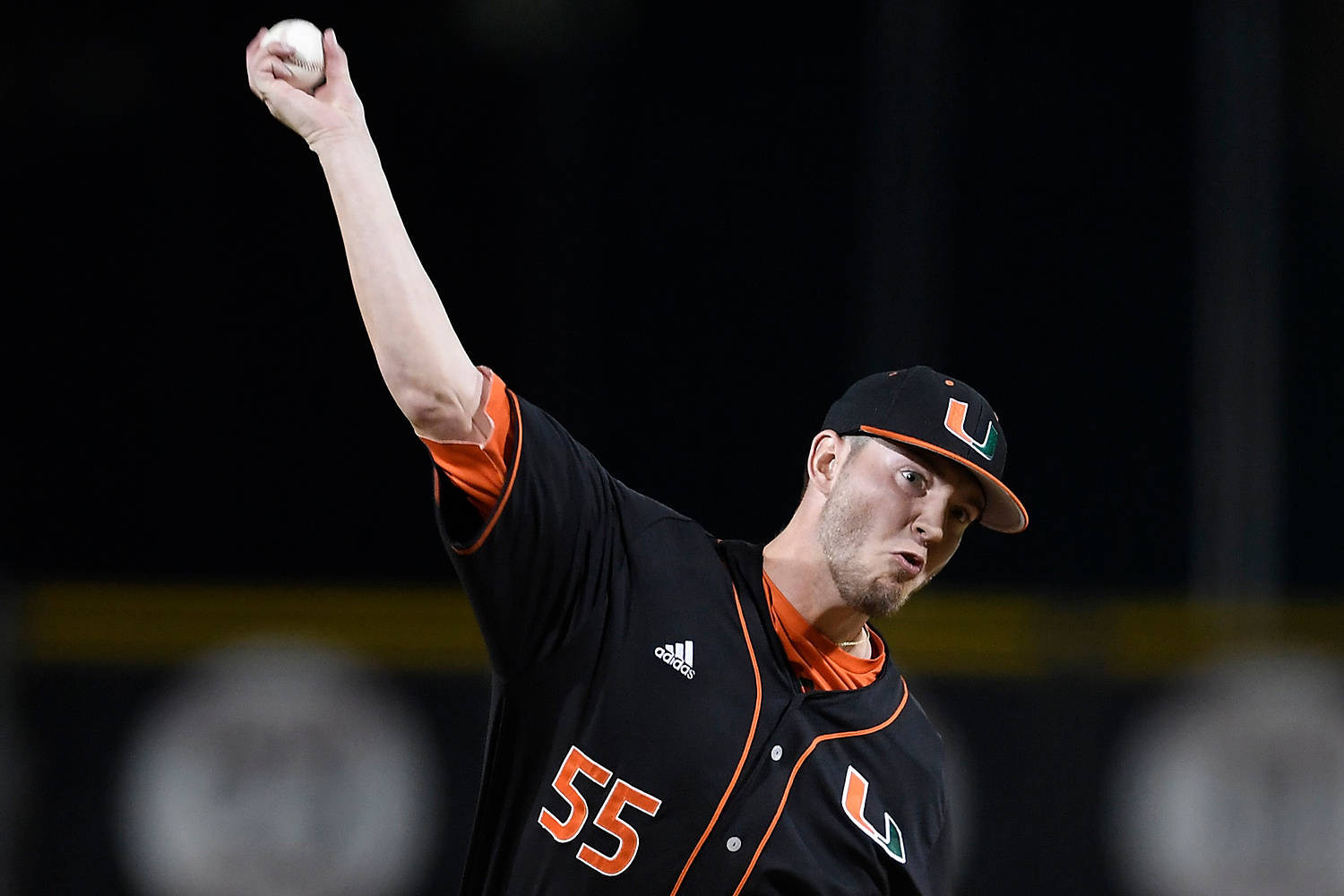 Lepore Tosses Gem in 1-0 Defeat to Dartmouth