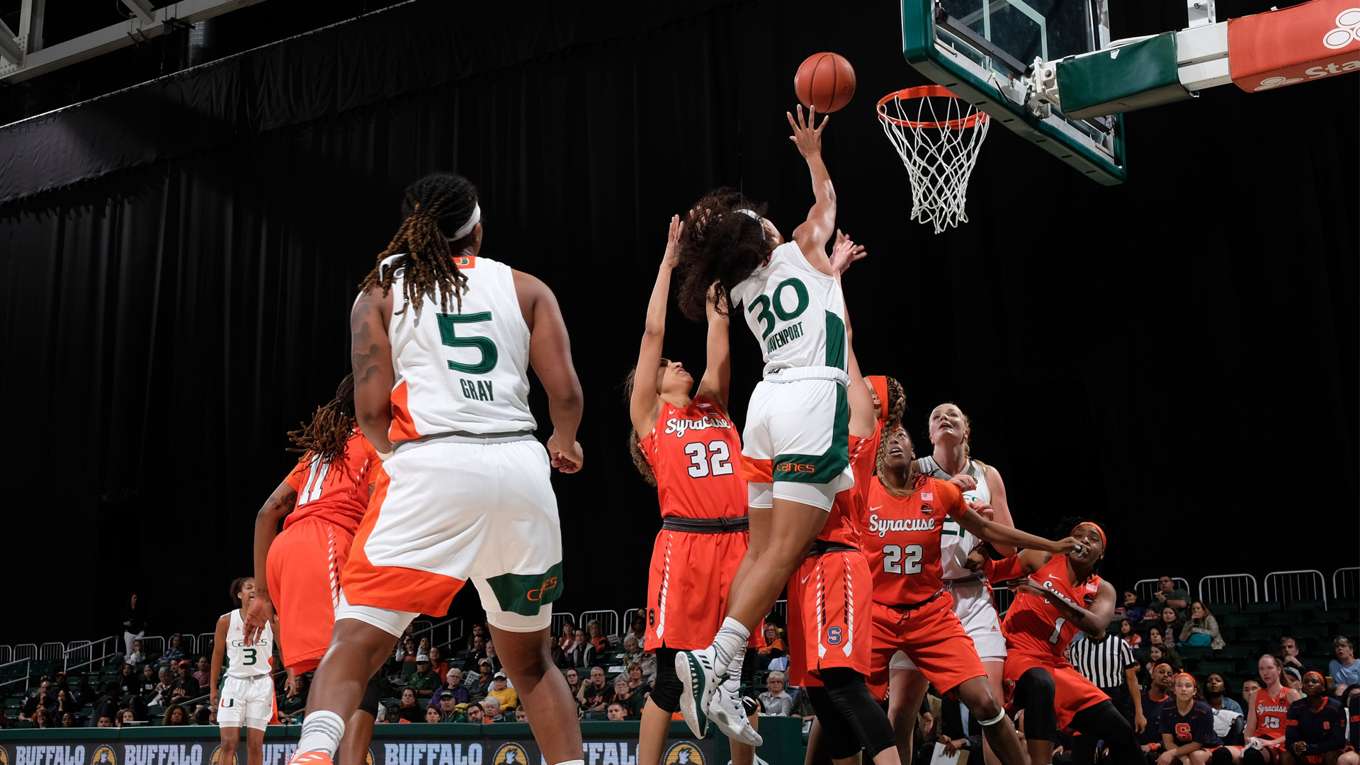 WBB Tops Syracuse, 72-67, for Program's 750th Win