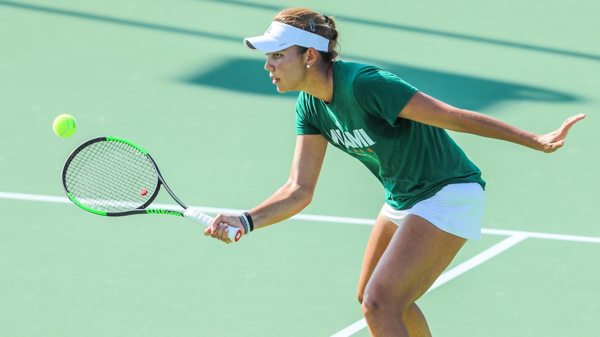 Women's Tennis Begins Play at Bedford Cup