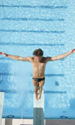 Velazquez and Starks Set for NCAA Swimming and Diving Championships