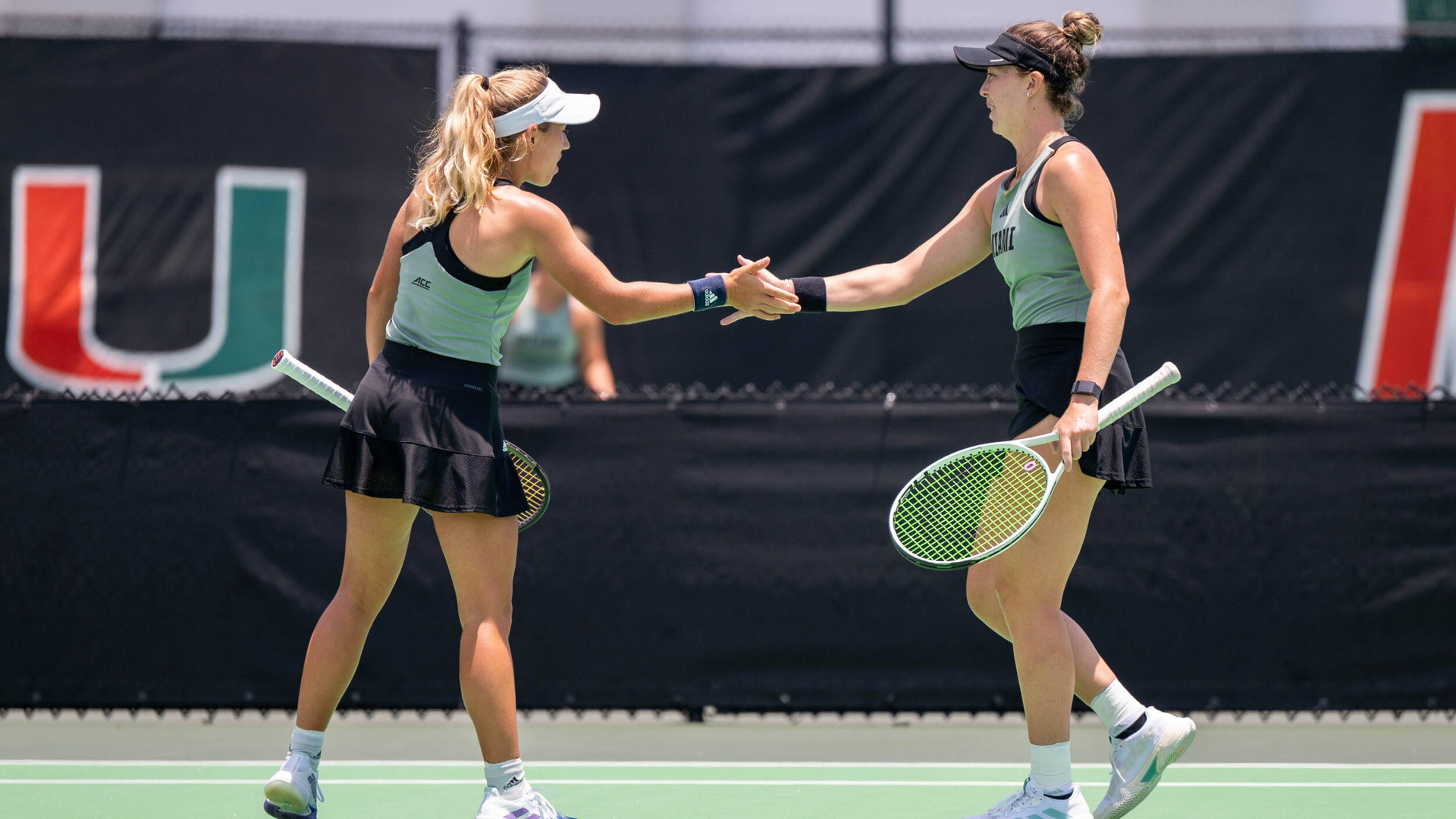 W. Tennis Sweeps Boston University, 4-0, in NCAA Opener