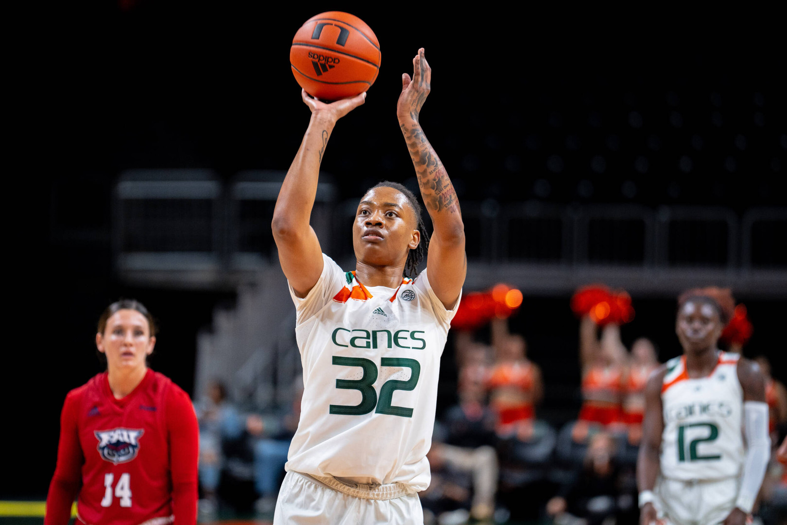 Miami Rolls to 4-0 With Win Over FAU