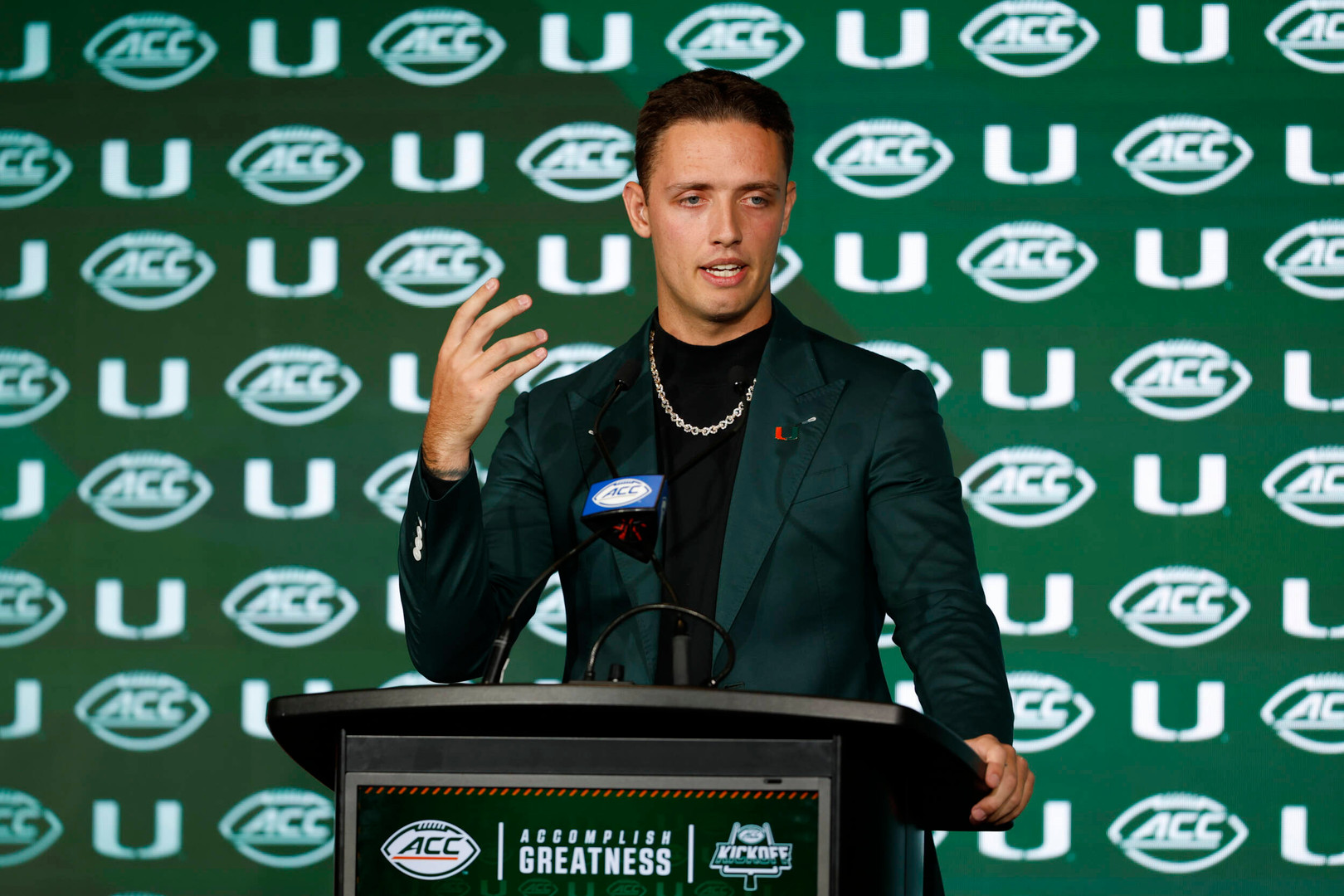 Beck Named One to Watch for Maxwell Award