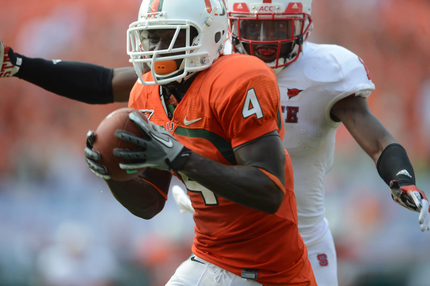 Dorsett Added to Biletnikoff Award Watch List