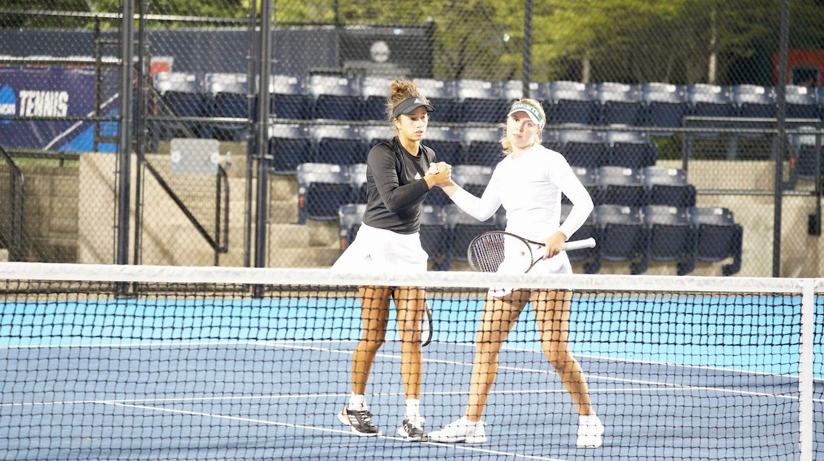 Achong and Richardson Advance to Sweet 16