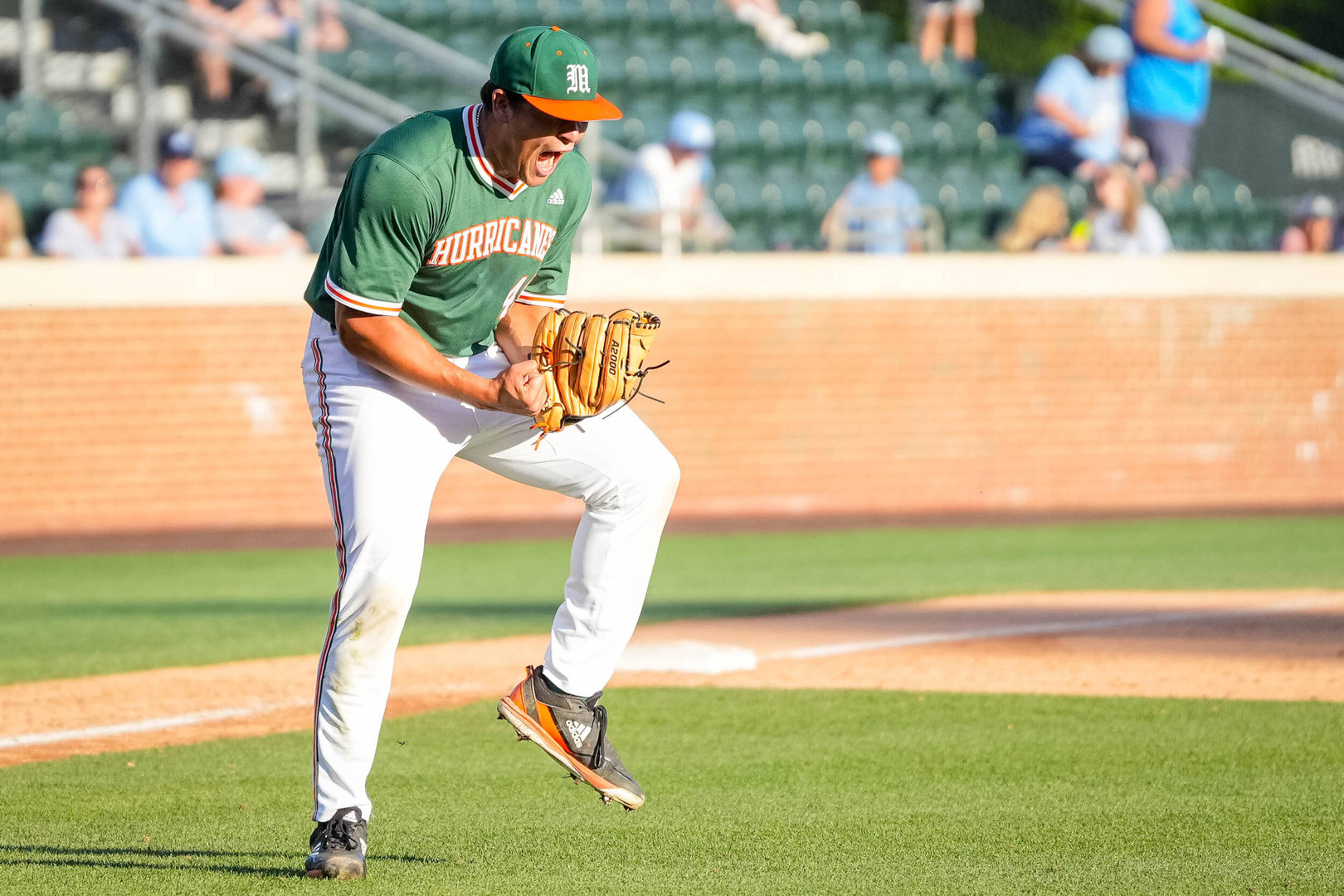 Hurricanes Handle 13th-Ranked Heels in Series Finale