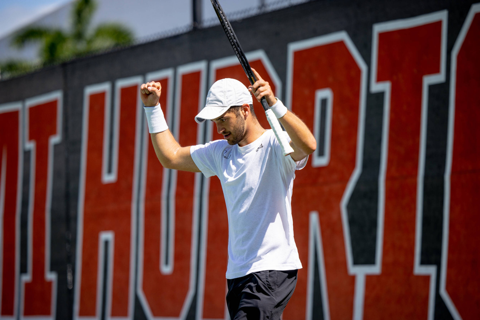 Hurricanes Tally Road Win in Atlanta