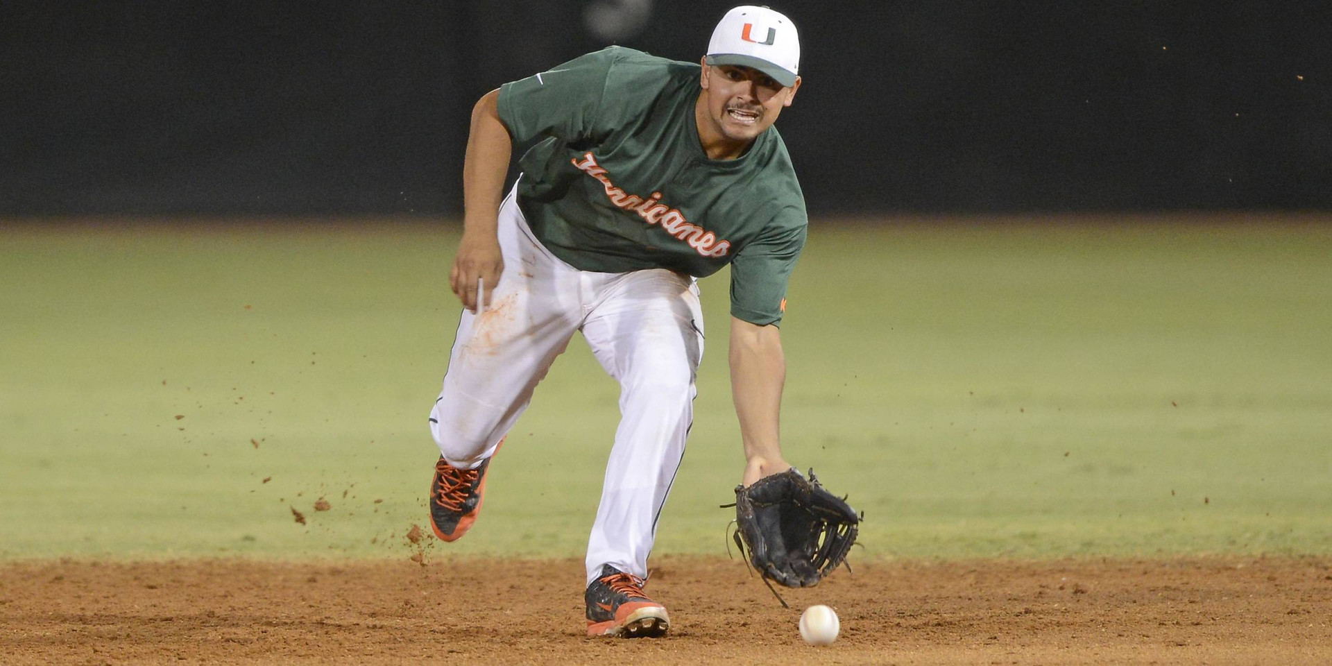 Baseball Hosts No. 3 Cavaliers for ACC Series
