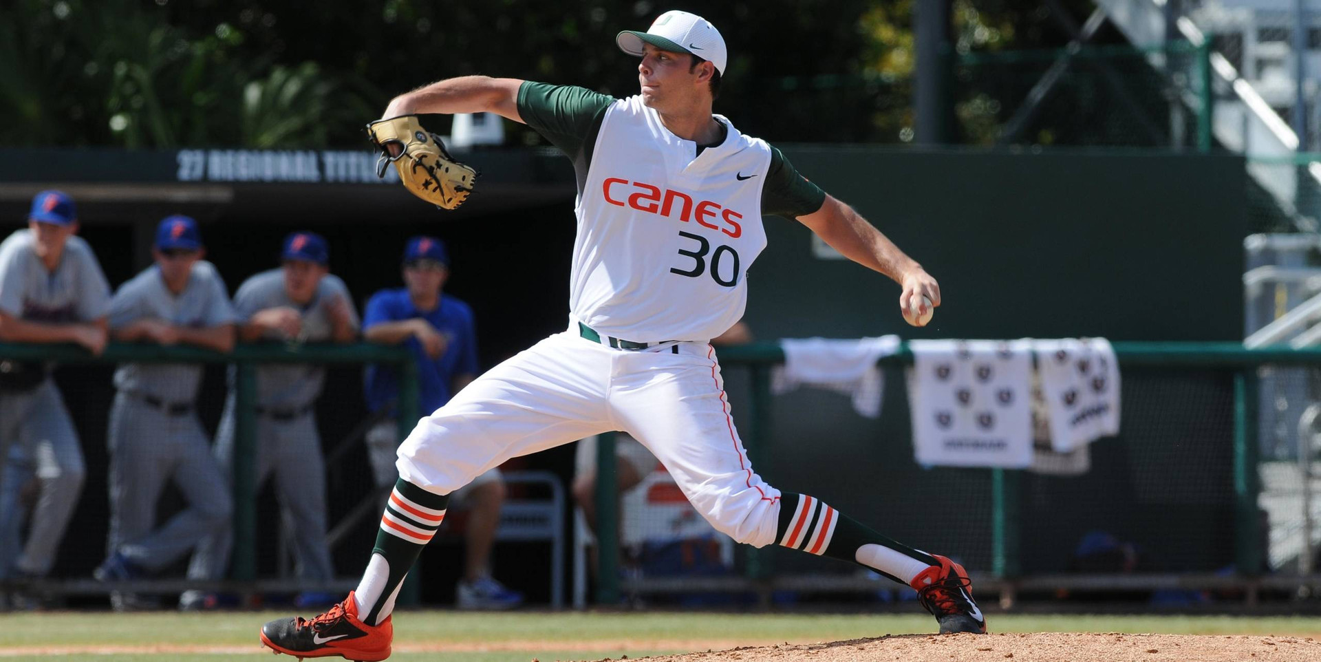 Hurricanes Ranked No. 15 in D1Baseball Poll