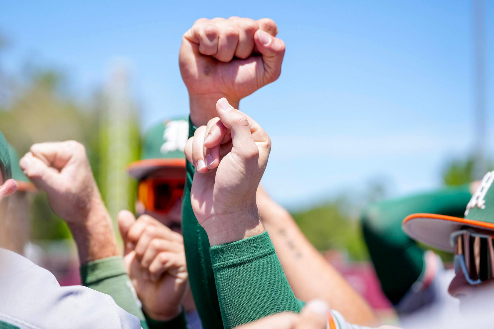 Hurricanes Come Up Short to 10th-Ranked Seminoles in Series Finale