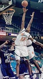 Men's Hoops Coasts By Florida Atlantic