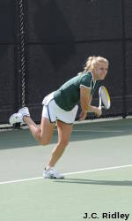 Top-Ranked Northwestern Tops UM in Women's Tennis, 6-1