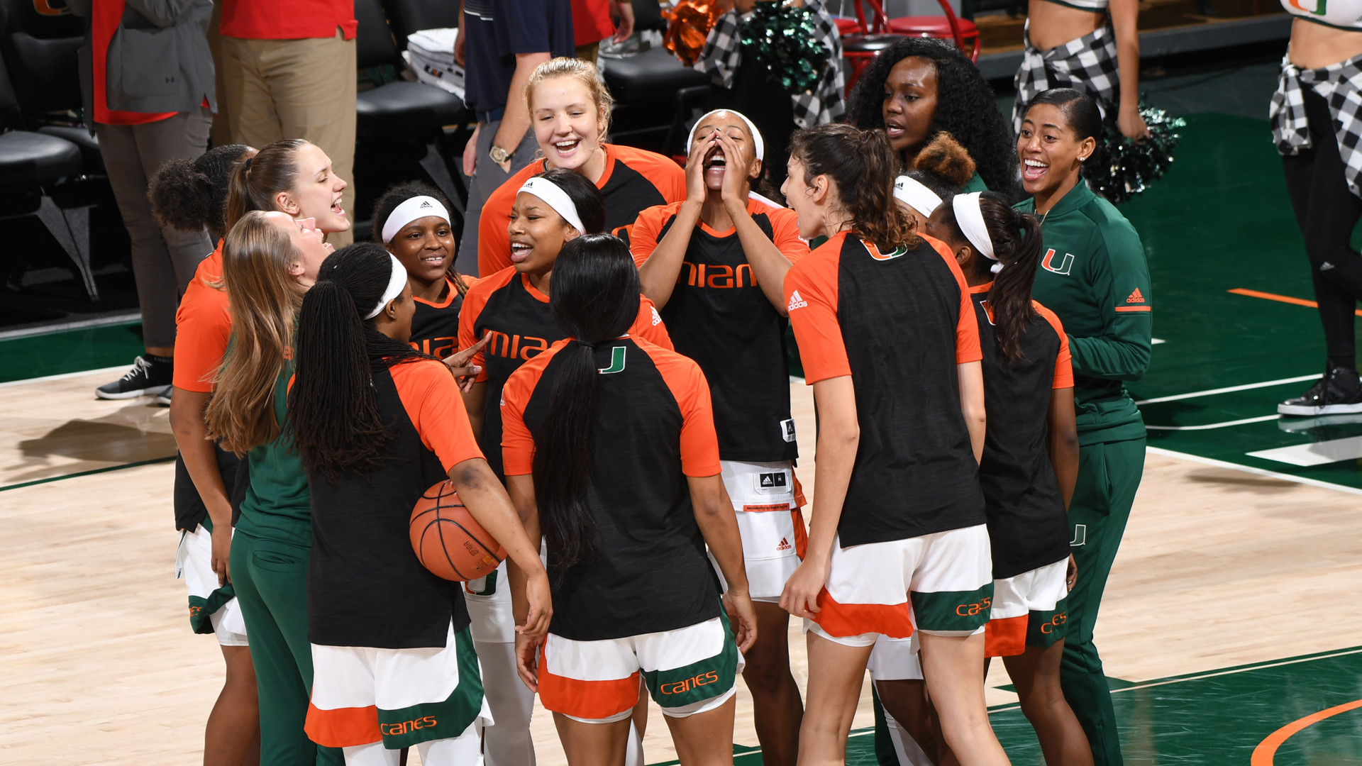WBB Defeats SIU, 75-65, to Cap Puerto Rico Classic