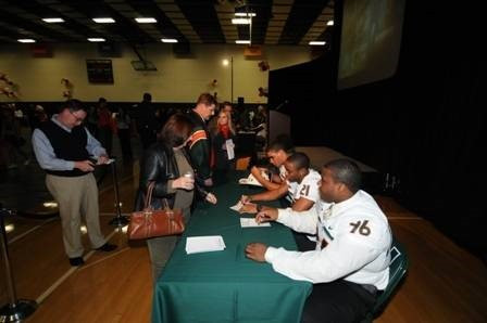 Brandon McGee (21), Curtis Porter (96)