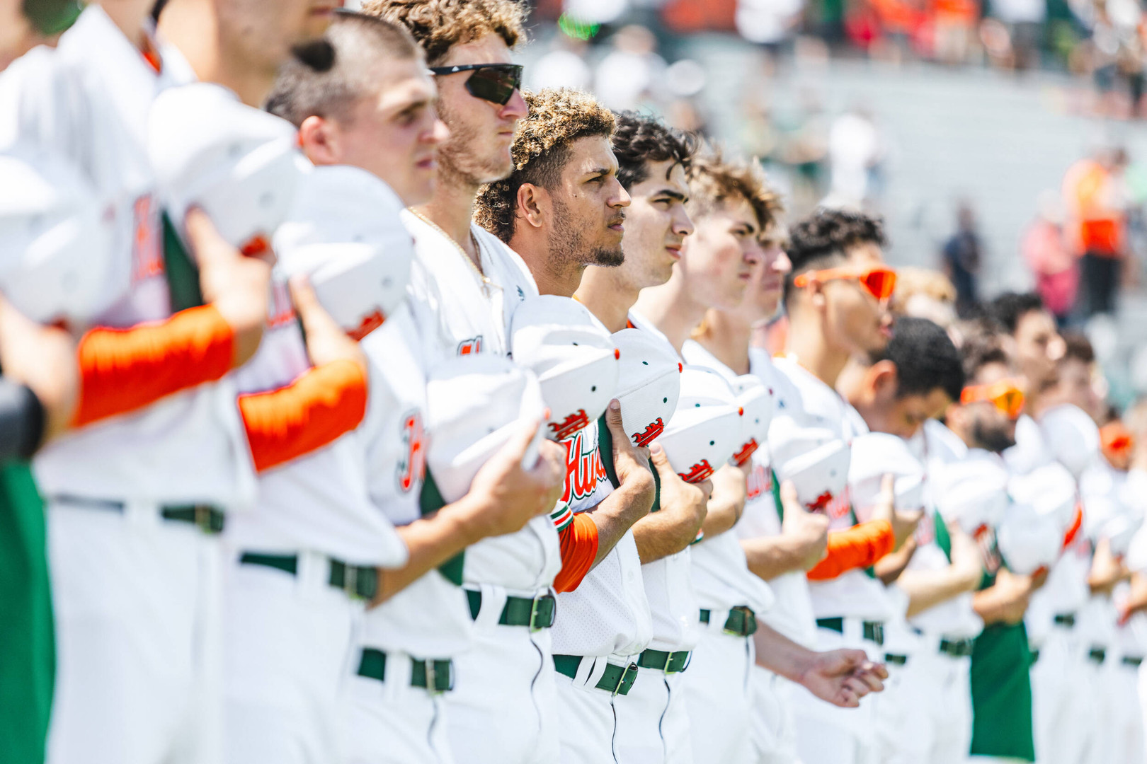 Hurricanes Drop Series Finale to Cougars