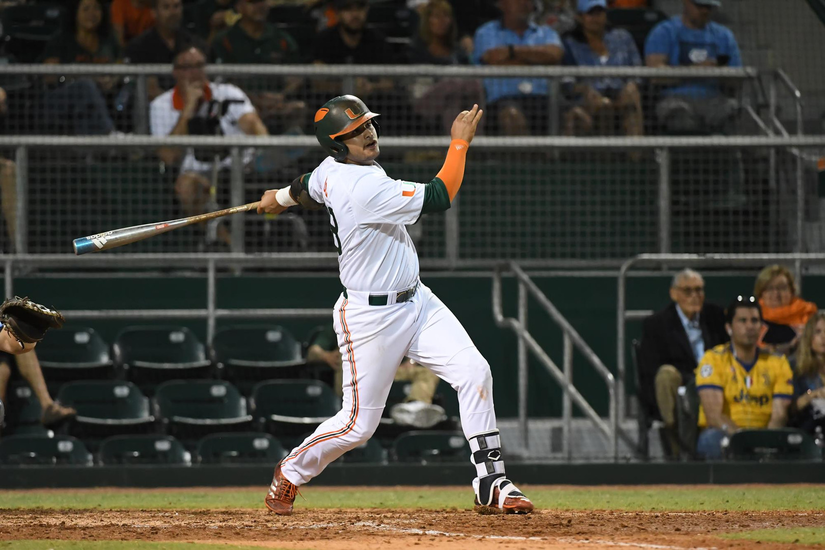 Hurricanes Fall to Tar Heels in 12 Innings, 8-4