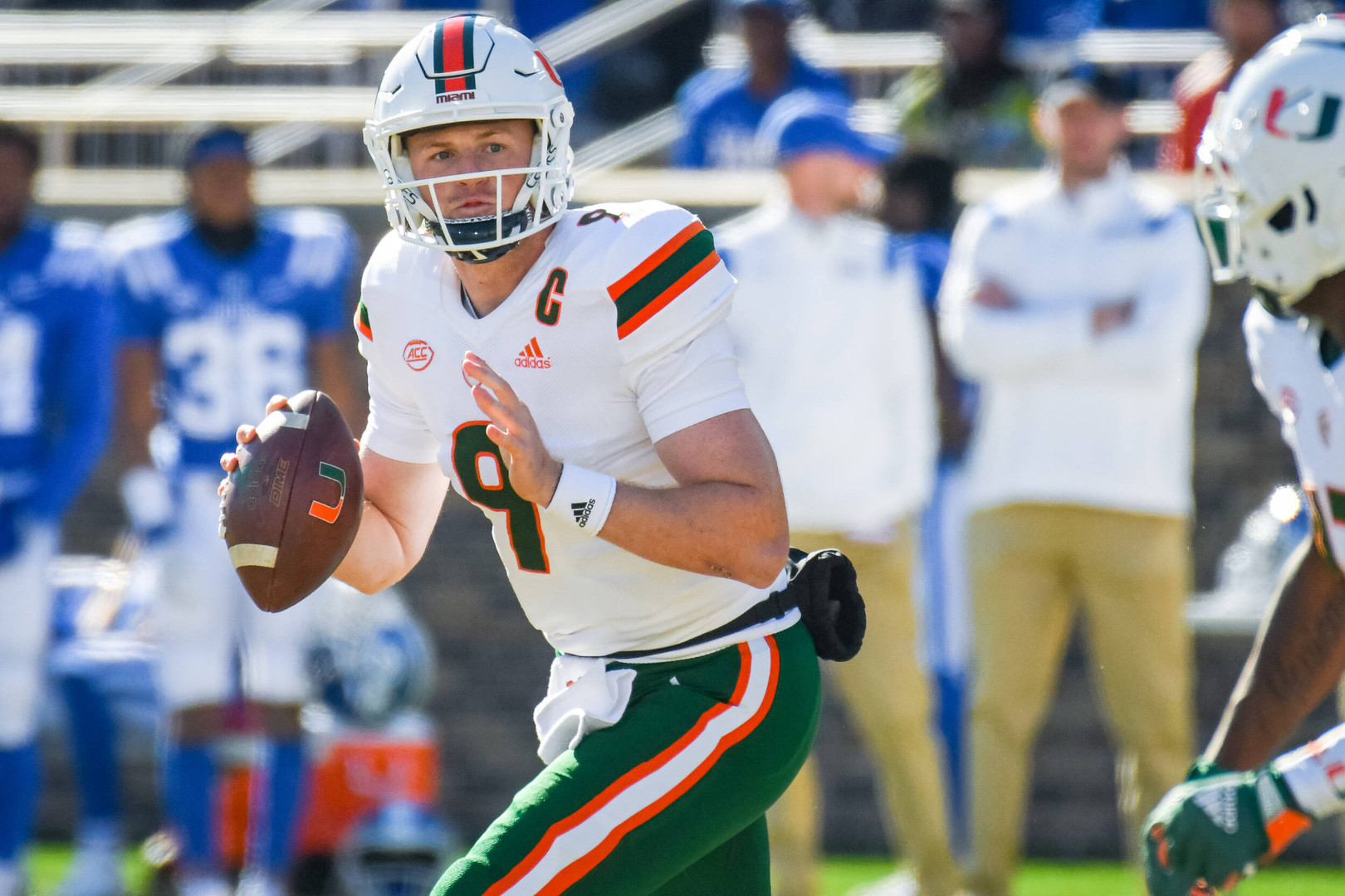 Van Dyke Selected to Davey O'Brien Watch List