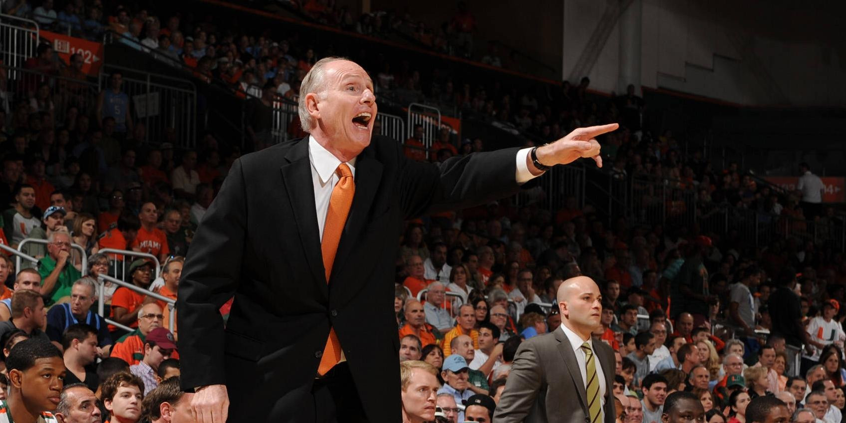 Larra'aga Leads @CanesHoops to New Heights