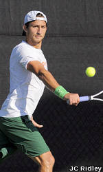 Men's Tennis Wins Opener Over North Florida