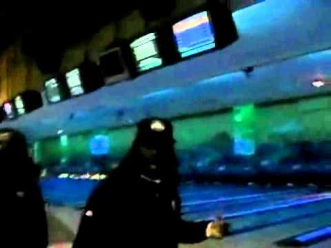 12/29/10 - 'Canes Go Bowling