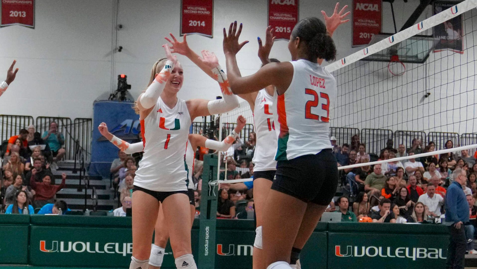 Lopez, Vach Earns AVCA All-Region Honors