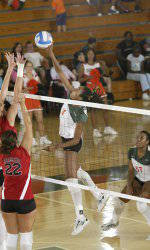 Hurricane Volleyball Conducts First Scrimmage