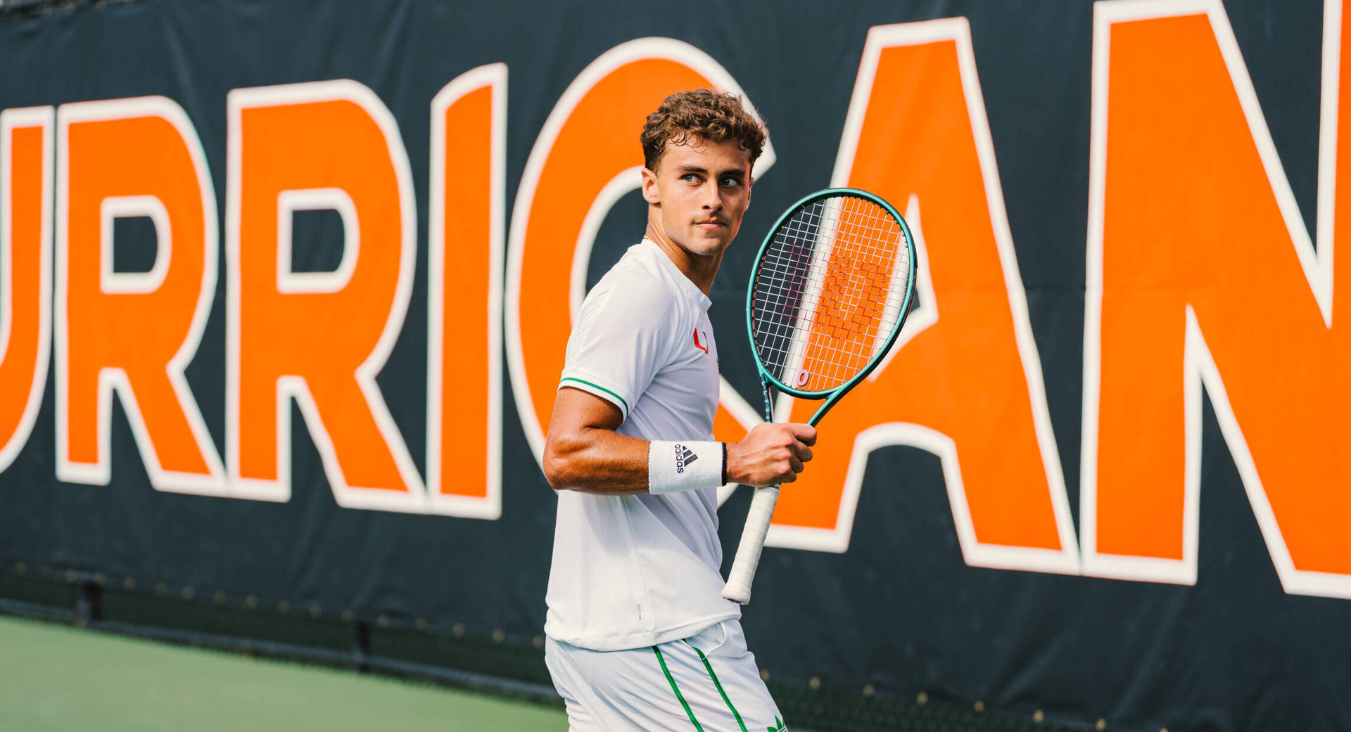 Hurricanes Earn Two Sweeps in Doubleheader