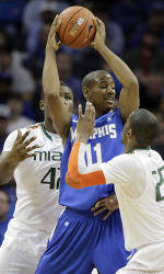 Miami Falls to No. 19 Memphis, 72-68