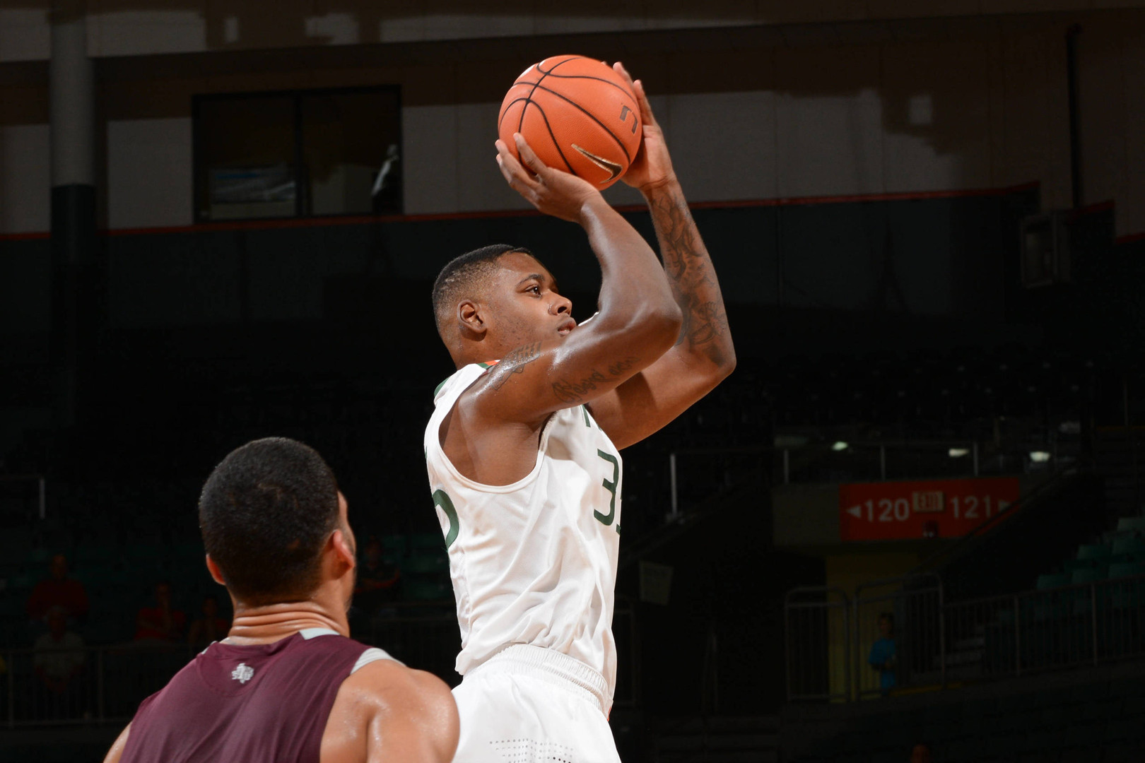 Kelly's Career Night Leads Canes Past Tigers