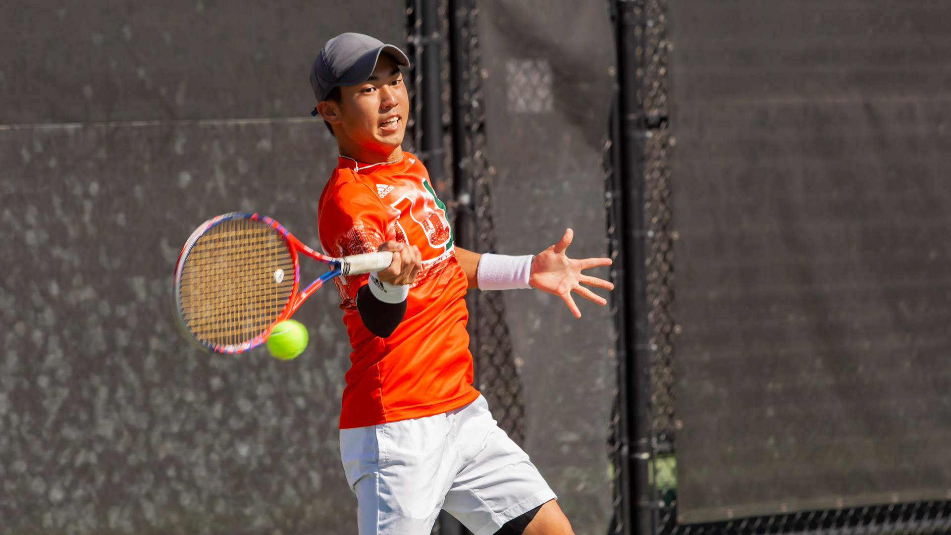 Miami Set to Host Clemson on Sunday