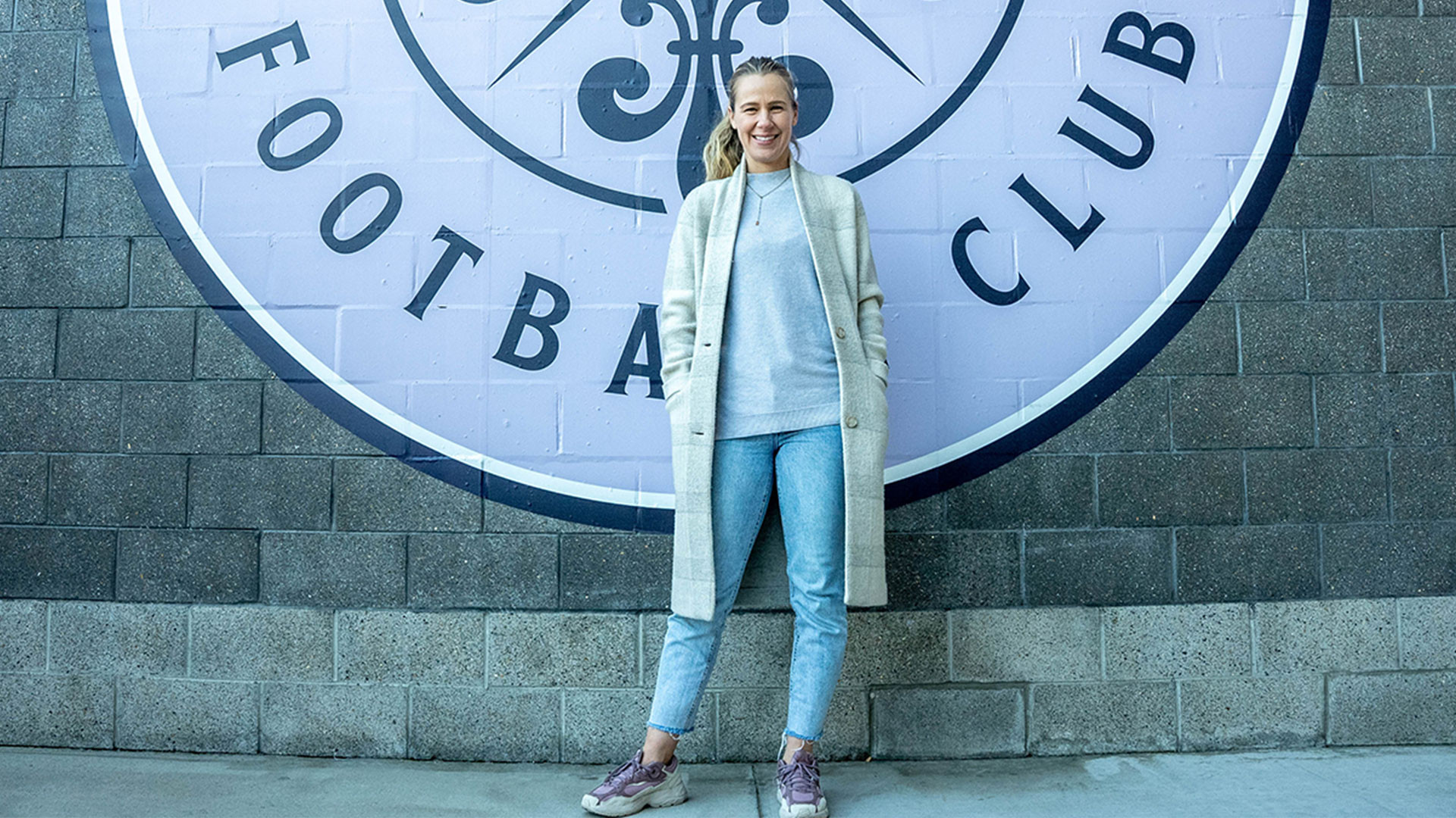 Yanez Named NWSL Coach of the Year